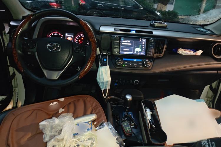 Used Toyota RAV4 2016 2.5L Automatic 4x4 Elite Edition
