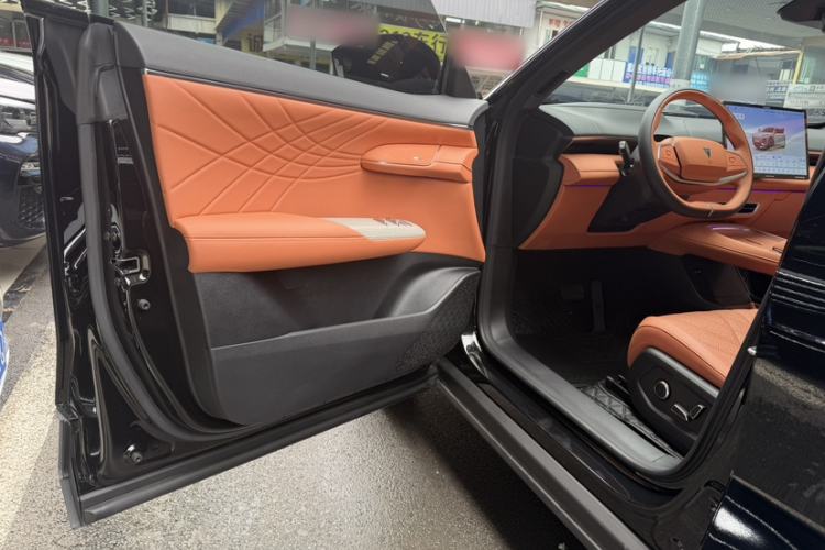 Used Deepal S07 2023 200Max Range-Extended Version Interior 12