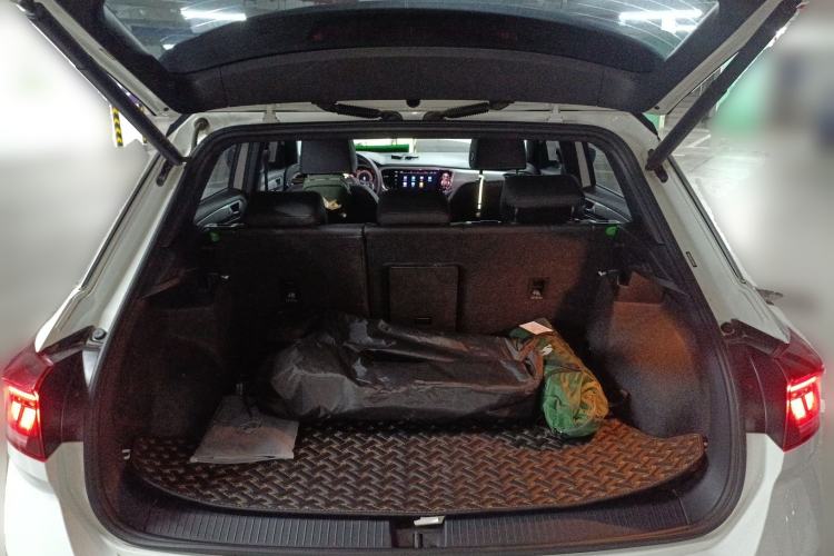 Used Volkswagen T-ROC 2022 280TSI DSG Two-Wheel Drive R-Line Pro PLUS
