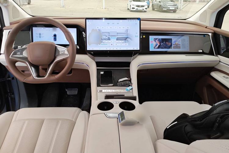 Used BYD Xia 2025 DM-i 1.5T 180km Excellence Model
