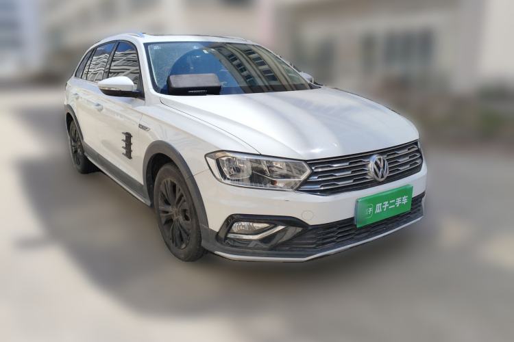 Used Volkswagen C-TREK 2017 230TSI DSG Comfort Version Front Right 45 Deg