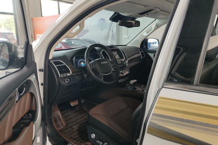 Used Haval H9 2017 2.0T Gasoline 4x4 Luxury 7-Seater