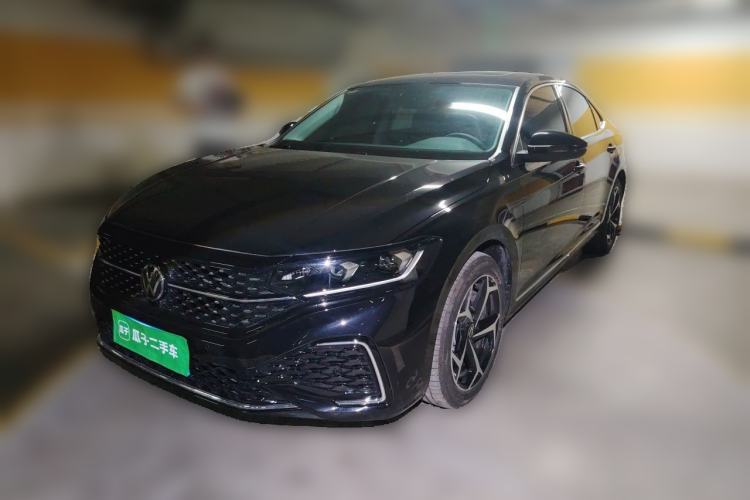 Used Volkswagen Passat 2026 Model, Outstanding 380TSI Xingkong Longteng Edition