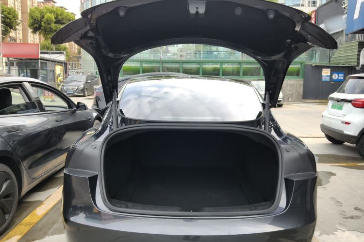 Used Tesla Model 3 2023 Rear-Wheel-Drive Version Trunk