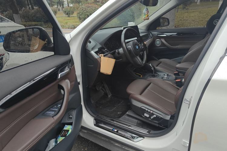 Used BMW X1 2022 sDrive25Li Leading Model
