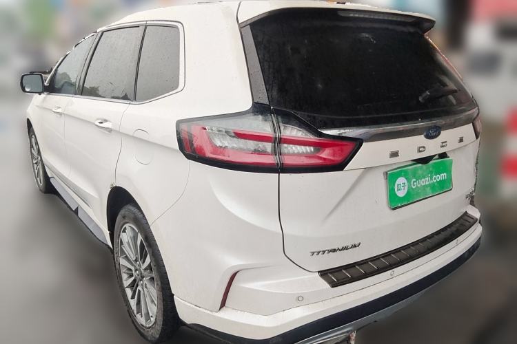 Used Ford Edge 2021 PLUS EcoBoost 245 Two-Wheel-Drive Titanium 7-Seater
