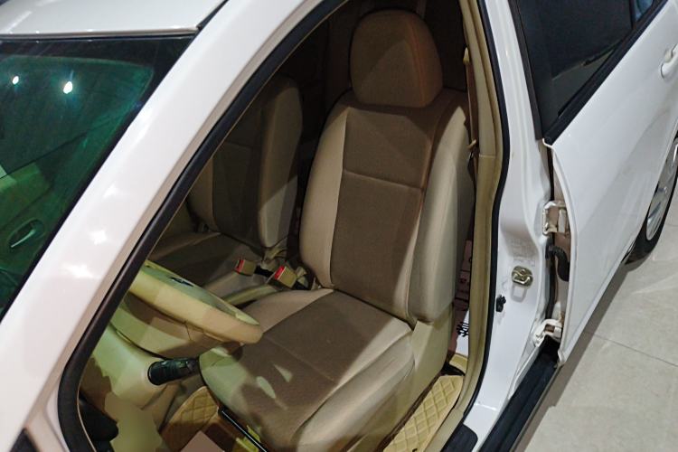 Used Venucia D50 2014 1.6L Manual Splendid Edition