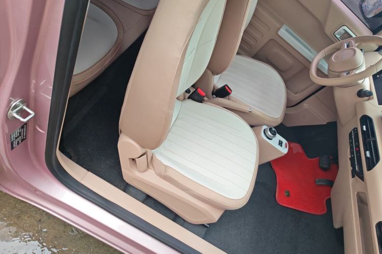 Used Geely Galaxy Panda 2024 Panda Mini 200km Endurance Bear
