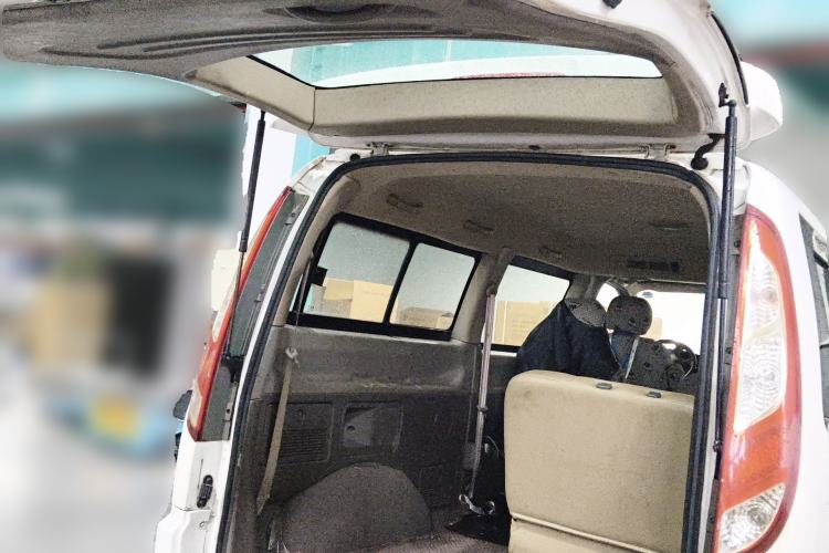 Used Foton MP-X E 2014 2.0L Wealth Express Classic Edition 4Gi-VVT