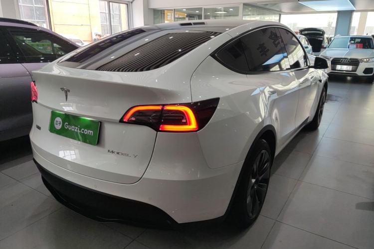 Used Tesla Model Y 2023 Rear-Wheel-Drive Version