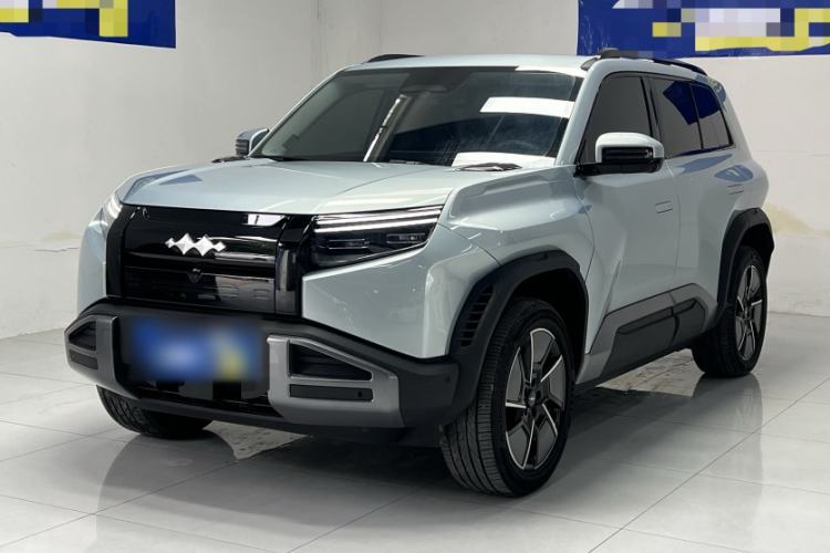 Used Formula Leopard Titanium 3 2025 501KM All-Wheel Drive Intelligent Driving Ultra Version