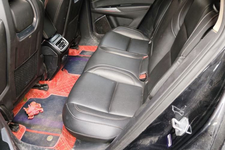 Used Lynk & Co 01 2020 2.0T Two-Wheel Drive Pure Pro Version China VI Standard Left Rear Seat