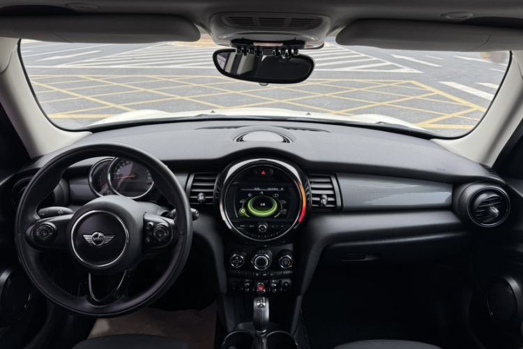 Used MINI MINI 2015 1.5T COOPER Fun Five-Door Edition