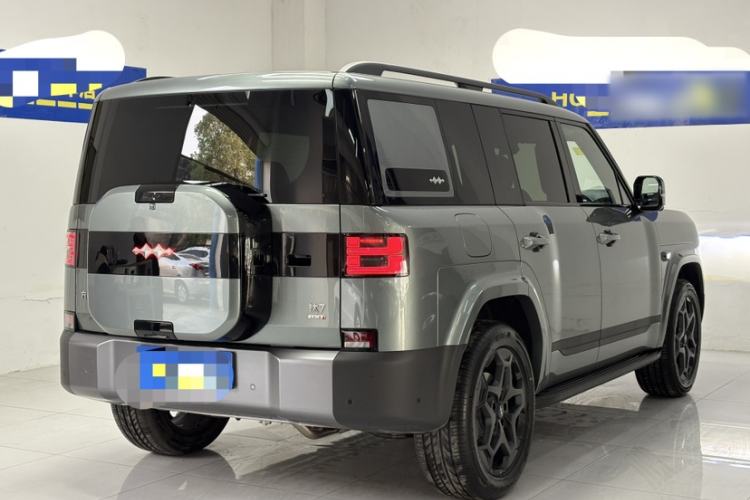 Used Formula Leopard Tai 7 2025 Model 190 km Four-Wheel Drive Ultra Edition
