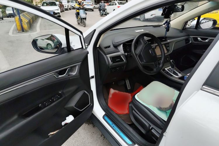 Used Geely Auto Emgrand GS 2017 Sport Edition 1.3T Automatic Smart Connectivity Model