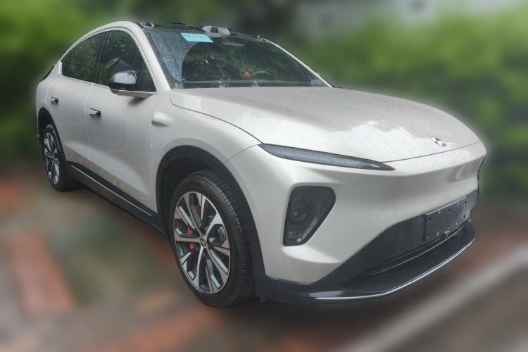 Used Nio EC7 2024 75 kWh Front Right 45 Deg