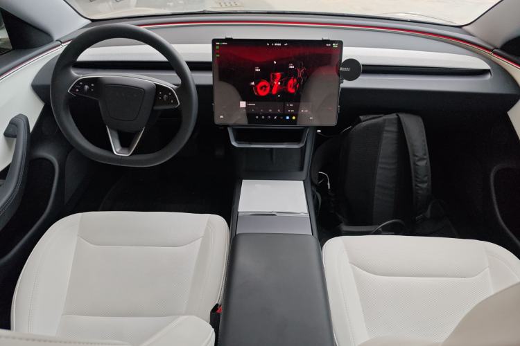 Used Tesla Model 3 2023 Long-Range All-Wheel-Drive Version
