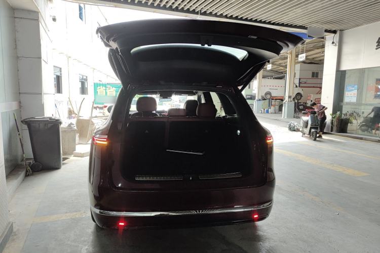 Used Hima AITO M7 2026 Model Range-Extending Ultra All-Wheel Drive 5-Seater Version Trunk