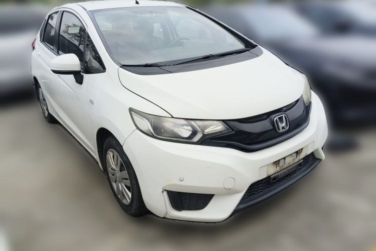 Used Honda Fit 2014 1.5L LX CVT Comfort Model Front Right 45 Deg