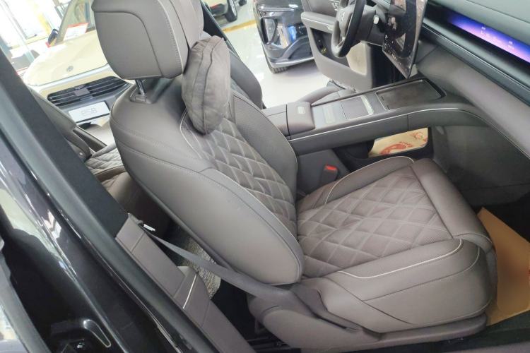 Used Nio ES8 2026 Model 7-seat Executive Luxury Edition
