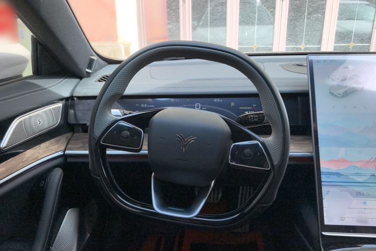 Used NETA S 2023 All-Electric 520 km Range Rear-Drive Version Steering Wheel