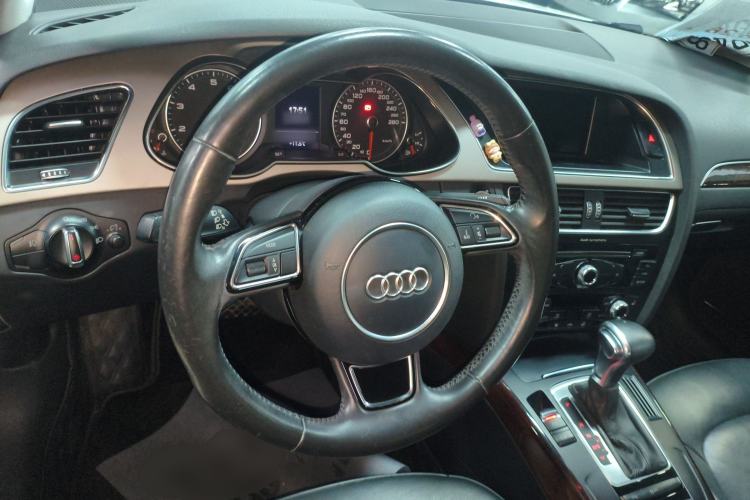 Used Audi A4L 2015 35 TFSI Automatic Comfort Model