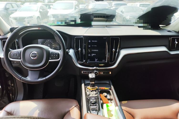 Used Volvo XC60 2020 T5 4x4 Zhiyi Luxury Edition
