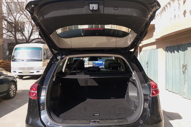 Used Hongqi HS5 2022 Revised Version 2.0T Smart Connect Flagship Edition