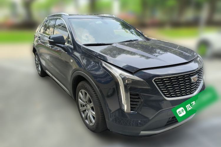 Used Cadillac XT4 2021 28T Two-Wheel Drive Leading Version Front Right 45 Deg