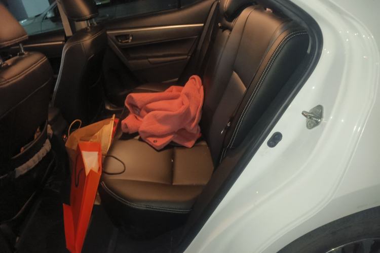 Used Toyota Corolla 2017 Revised Version 1.2T S-CVT GL-i
