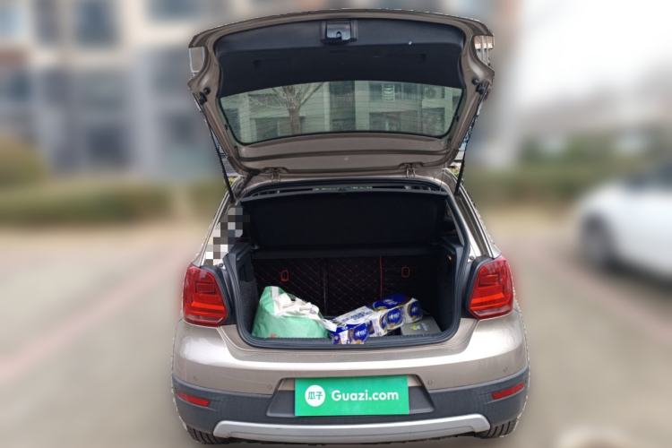 Used Volkswagen Polo 2014 1.6L Cross Polo Automatic
