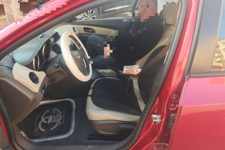 Used Chevrolet Cruze 2015 1.5L Classic SE AT Left Front Seat