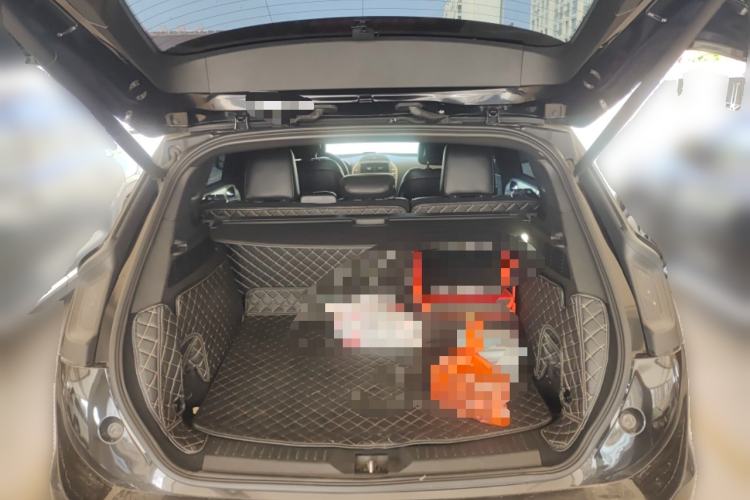 Used Lincoln MKC 2017 2.0T Two-Wheel-Drive Luxury Edition Trunk