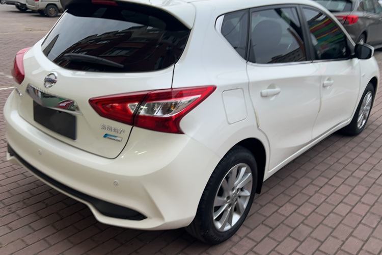 Used Nissan Tiida 2020 1.6L CVT Cool Edition
