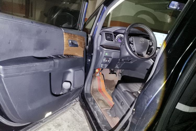 Used Honda Odyssey 2017 2.4L Smart Edition Driver Seat