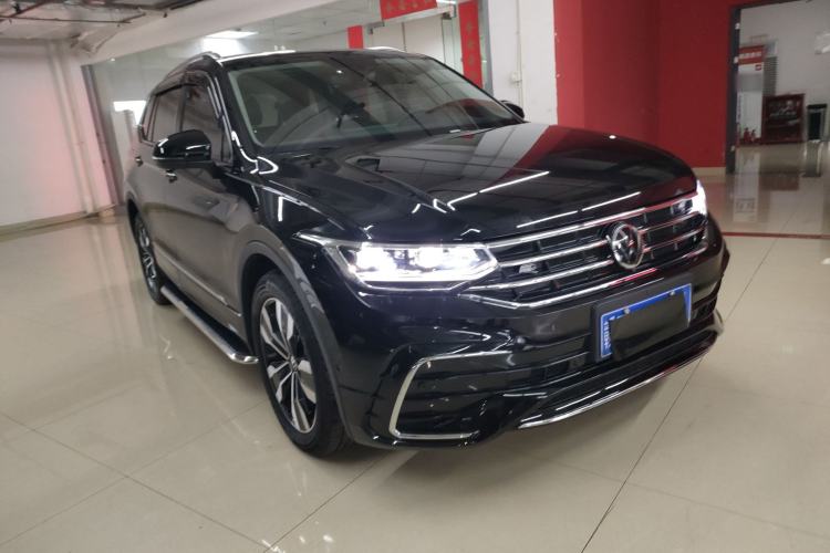 Used Volkswagen Tiguan L 2025 Model Outstanding Version 330TSI Automatic Two-Wheel Drive R-Line Longyao Edition
