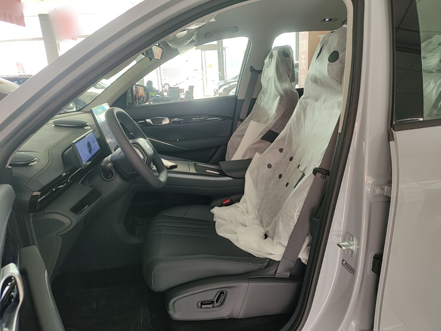 Geely Galaxy E5 2026 Model 530km Launch Edition — снимка 17