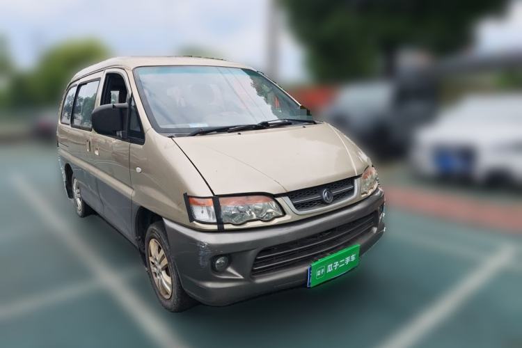 Used FORTHING Lingzhi 2013 V3 1.5L 7-Seater Luxury Model
