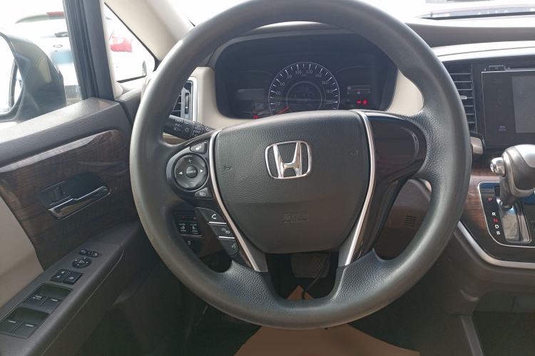 Used Honda Odyssey 2017 2.4L Luxury Edition Steering Wheel