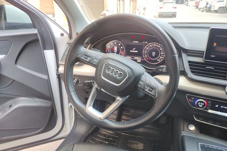 Used Audi Q5L 2020 Updated 40 TFSI Prestige Fashion Edition
