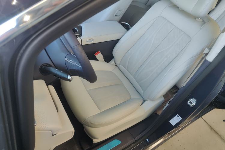 Used Buick GL8 New Energy 2026 Model Lu Zun Luxury Edition
