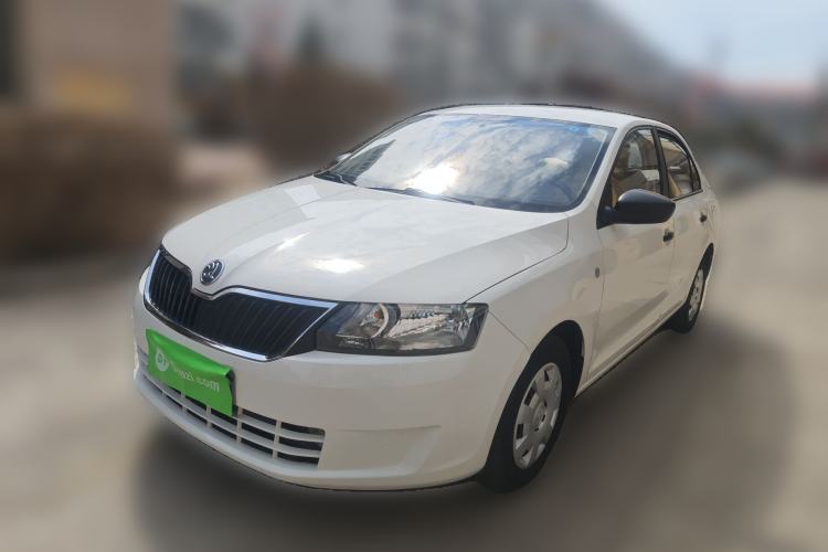 Used Skoda Rapid 2013 1.6L Manual Enjoyment Model