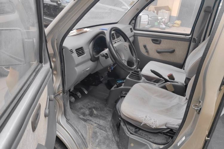 Used CHANGAN KUAYUE V3 2016 1.2L Box-Type Truck DK12-10
