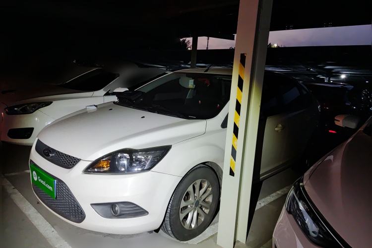 Used Ford Focus 2013 Hatchback Classic 1.8L Manual Base Model