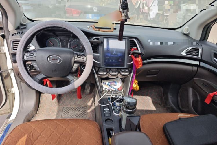 Used GAC Trumpchi GS4 New Energy 2017 1.5L PHEV Deluxe Edition Center Console