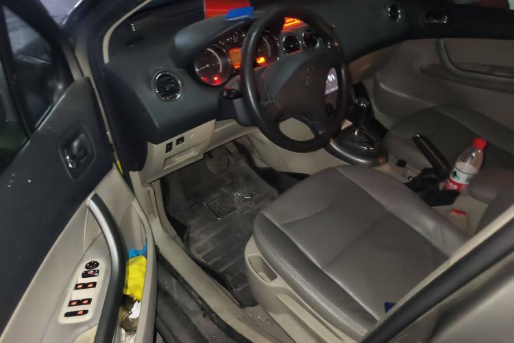 Used Peugeot 408 2011 2.0L Automatic Comfort Edition
