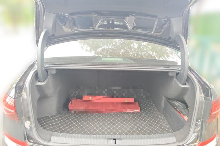 Used Volkswagen Passat 2020 330TSI Luxury Edition China VI
