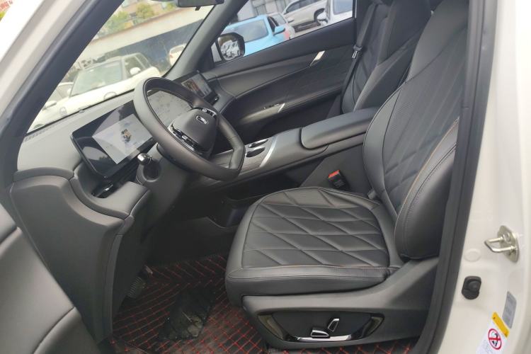 Used CHANGAN CS75 PLUS 2025 4th Generation 1.5T New Blue Whale Smart Luxury Edition
