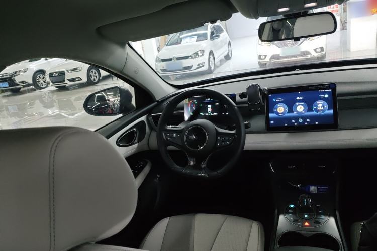 Used BYD Seal 05 DM-i 2025 DM-i Smart Drive 55KM Luxury Model Steering Wheel