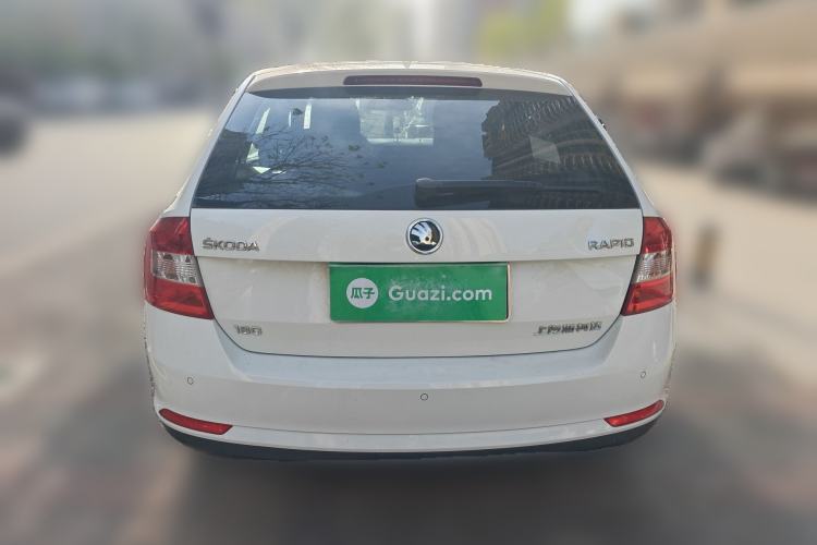 Used Skoda Rapid Spaceback 2016 Revised 1.6L Automatic Chuanxing Version